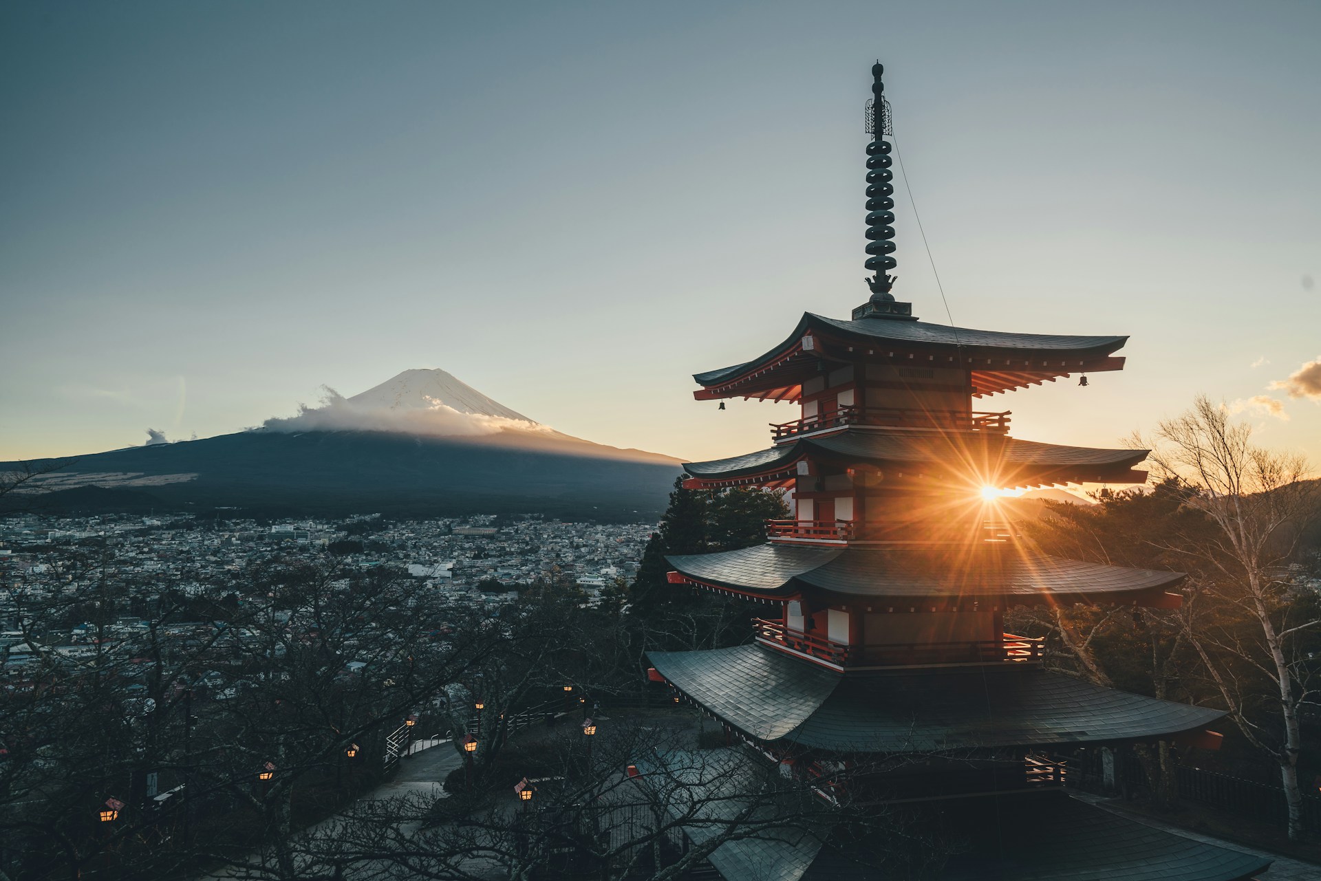 Where to Stay in Tokyo in 2026: The Complete Guide to the City's Two Faces