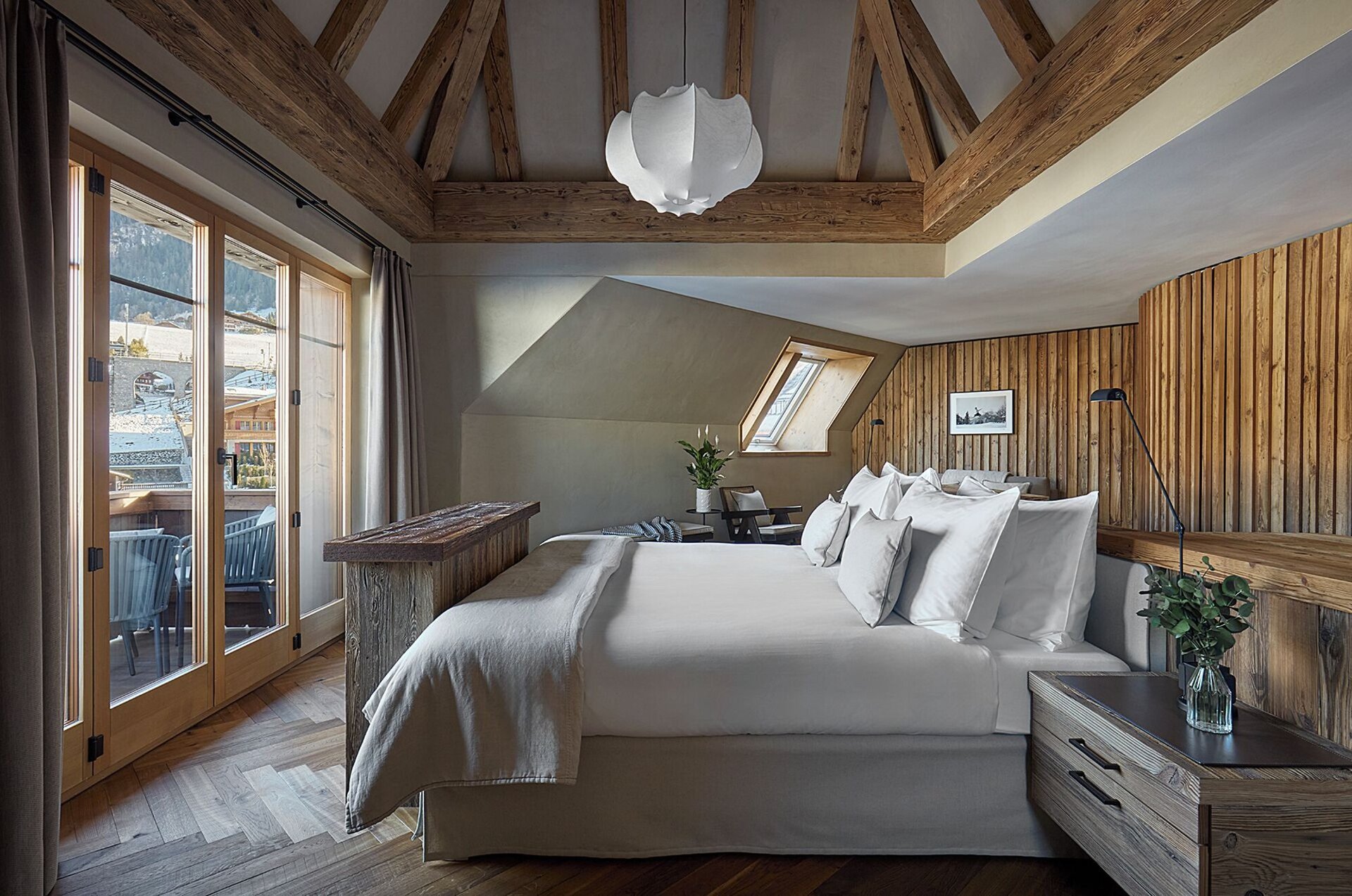 Miiro The Mansard